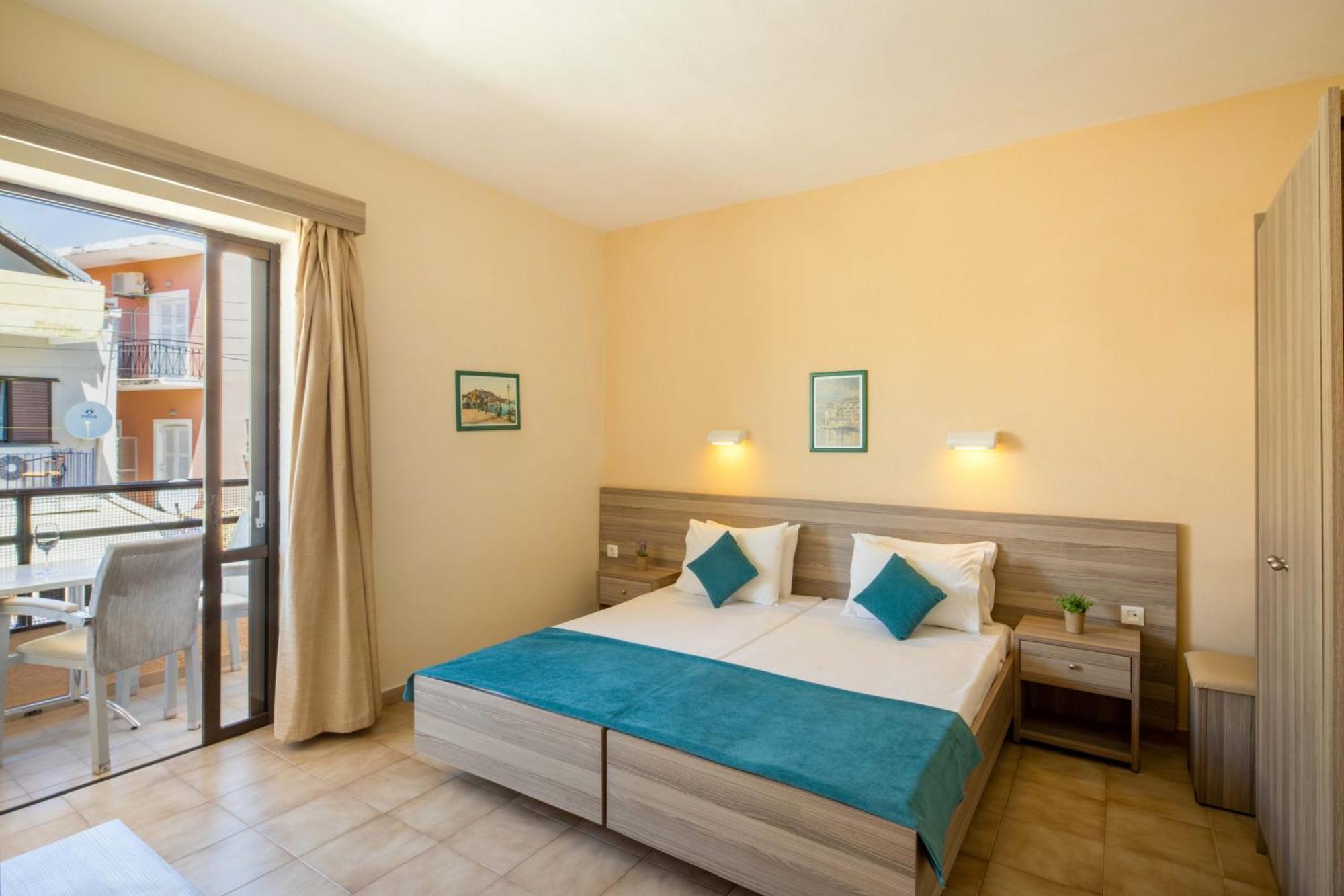 Hotel Rossis Mesongí المظهر الخارجي الصورة